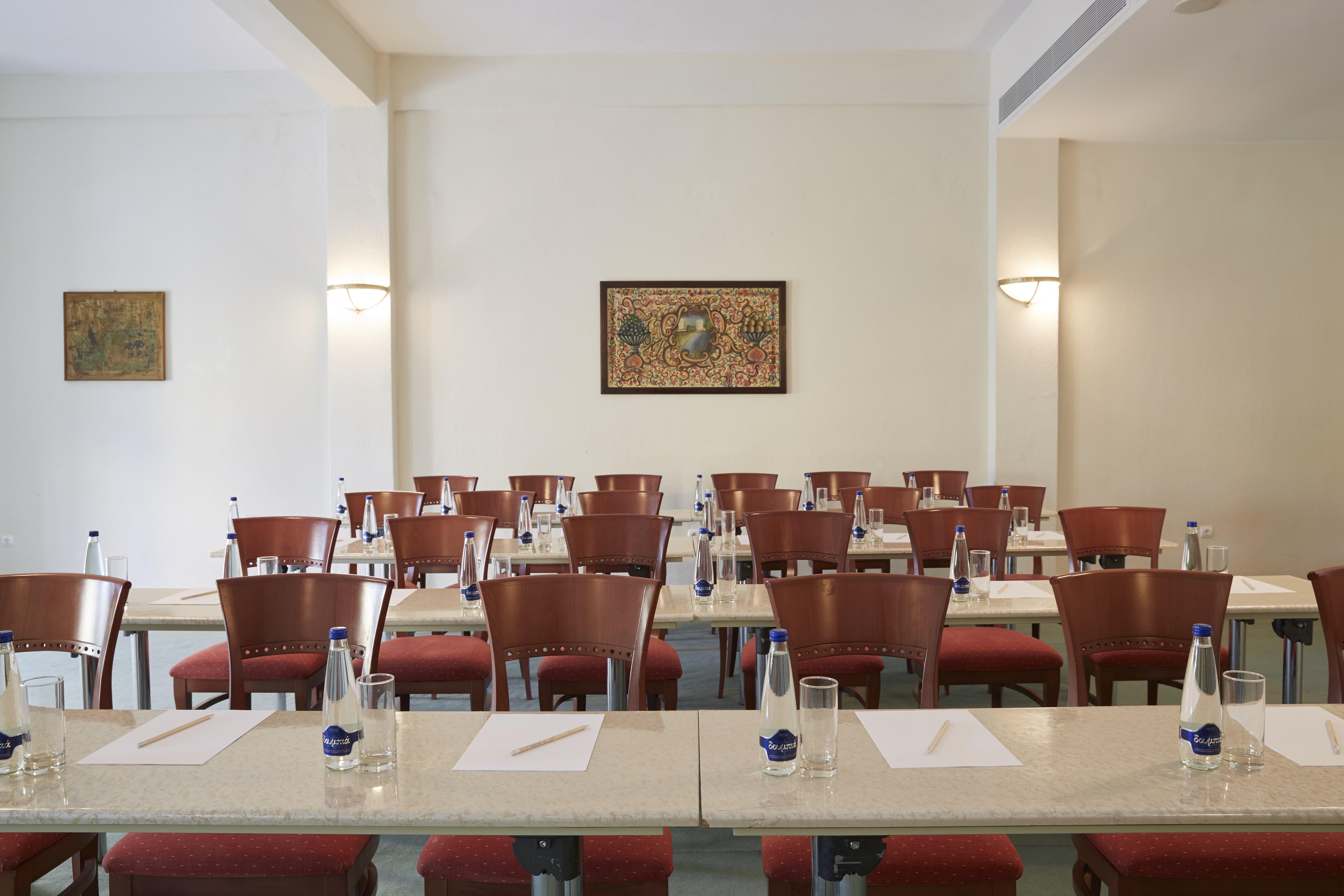 Simantro Resort Sani  Ngoại thất bức ảnh Meeting room
