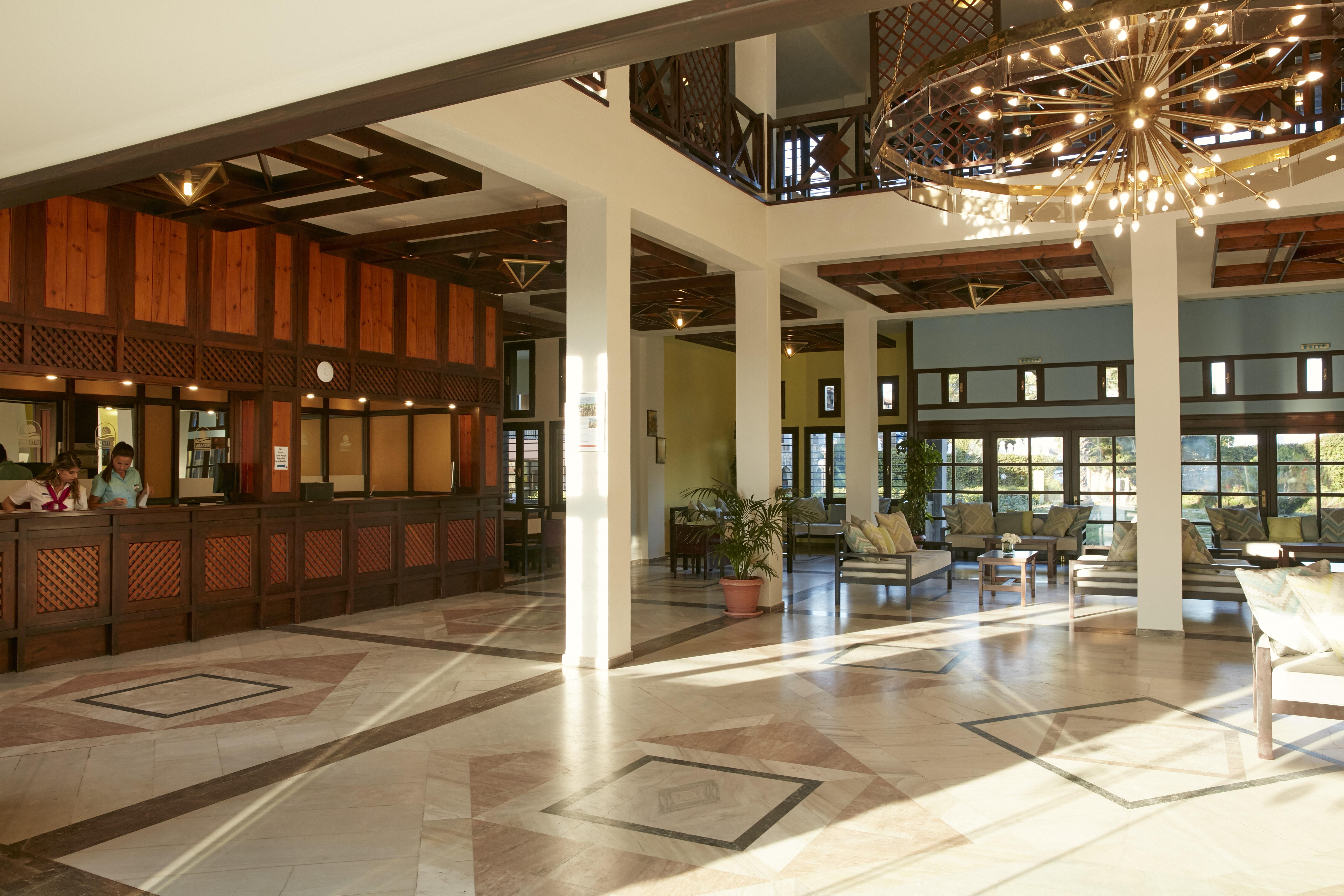 Simantro Resort Sani  Ngoại thất bức ảnh Lobby