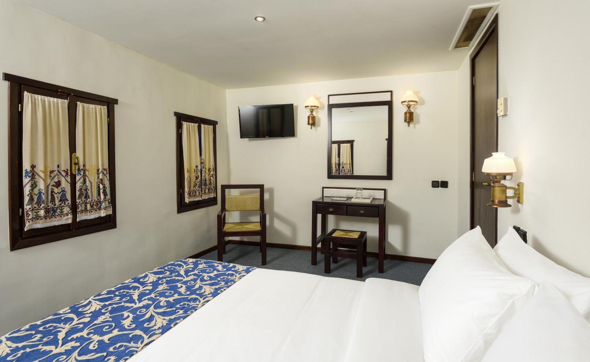 Simantro Resort Sani  Phòng bức ảnh A room at the hotel