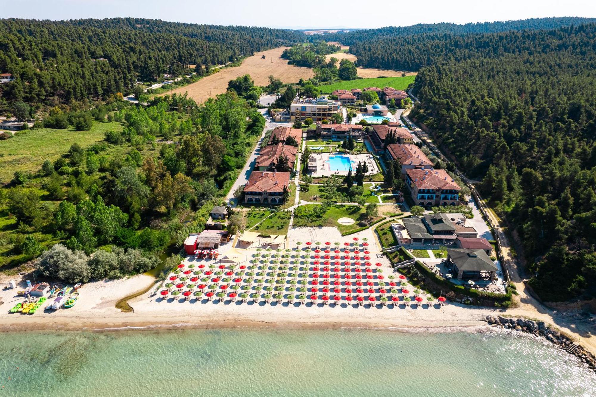 Simantro Resort Sani  Ngoại thất bức ảnh Aerial view of the resort